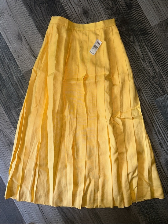 Talbots Dresses & Skirts - Talbots NWT vintage Yellow Pleated maxi Skirt - Women size 2‎